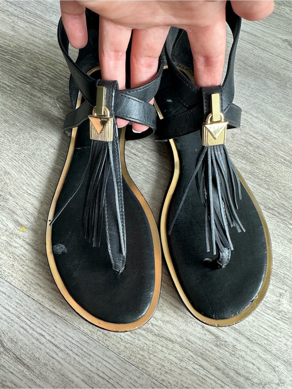 Michael Kors Winslow Sandals
black/gold leather Gladiator lock tassel t-strap 8 - Picture 2 of 10